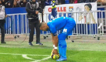 热刺vs哥本哈根：穆阿尼、布伦南、西蒙斯首发出战