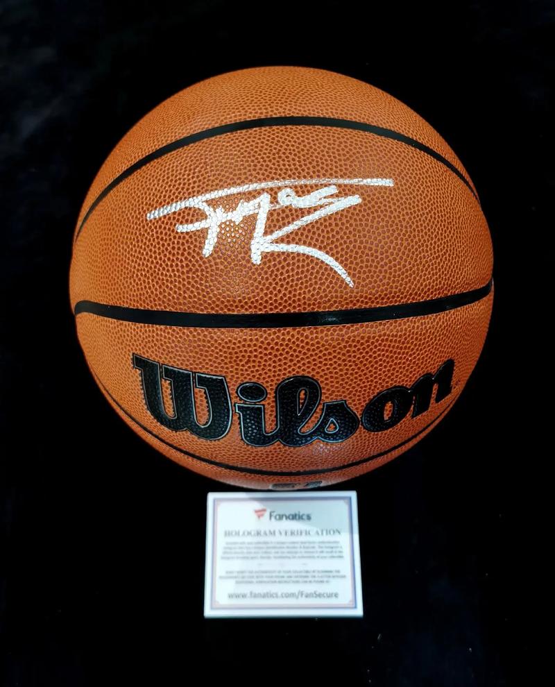 13胜4平，那不勒斯自1987年以来首次全年意甲主场保持不败（那不勒斯意甲全年主场不败，13胜4平达成1987年以来首次）