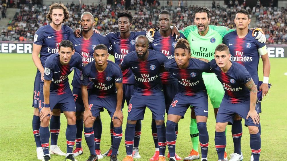 爆发！他连续得分无人能挡（火力全开！他连连得分无人可挡）