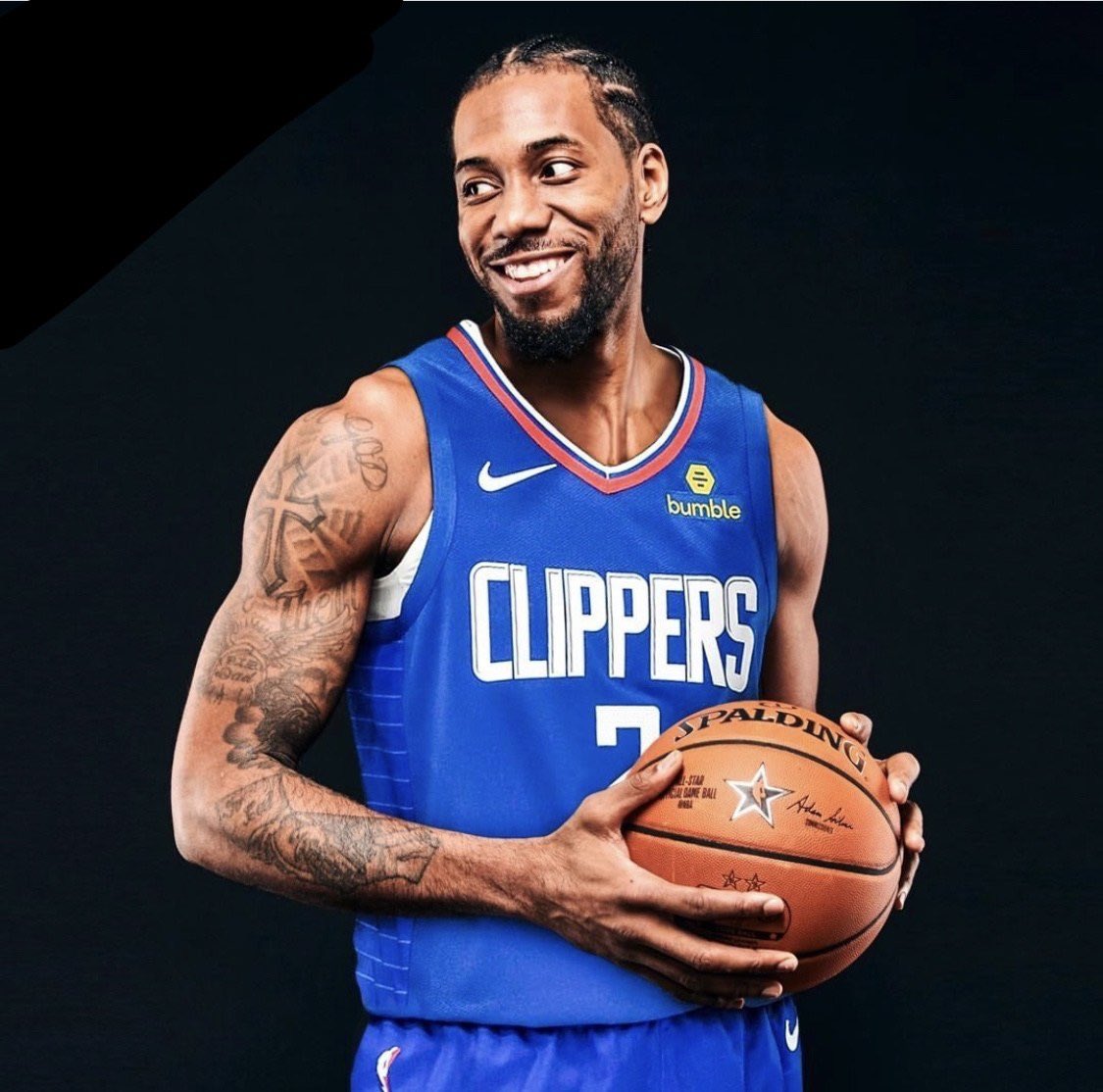 经纪人：因西涅仍配得上高水平联赛，拉齐奥对他感兴趣（经纪人：因西涅仍具顶级联赛实力，拉齐奥有意引进）