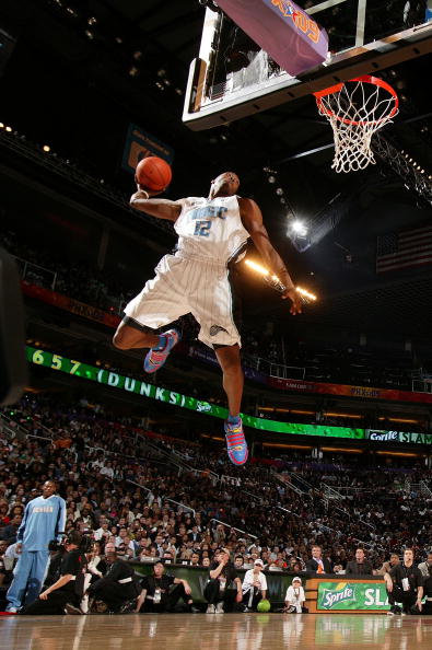 BURTON团队新赛季多点开花，苏翊鸣连夺FIS大跳台两站冠军（新赛季BURTON势头强劲，苏翊鸣包揽FIS大跳台两站桂冠）