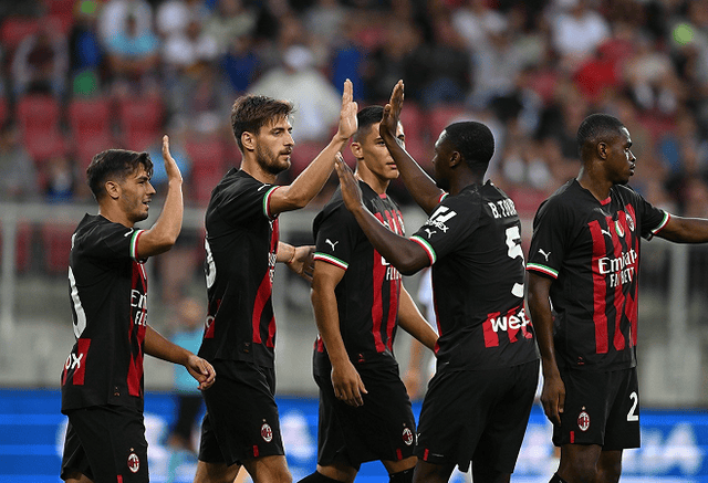 德拉富恩特：我们和巴萨的关系很好；卡瓦哈尔能赶上世界杯（德拉富恩特：与巴萨关系良好，卡瓦哈尔将赶上世界杯）