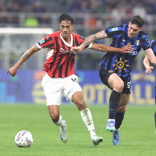 本赛季文班缺阵时马刺战绩为7胜2负，而上赛季则为13胜23负（文班缺阵对比：马刺本季7胜2负，上季13胜23负）