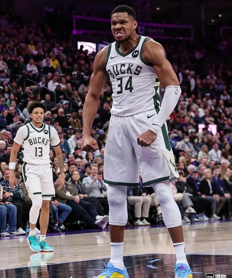 张耀坤：年轻人想踢上中超不易；现在的青训太功利忽略基本功（张耀坤直言：年轻人难踢中超，功利青训忽略基本功）