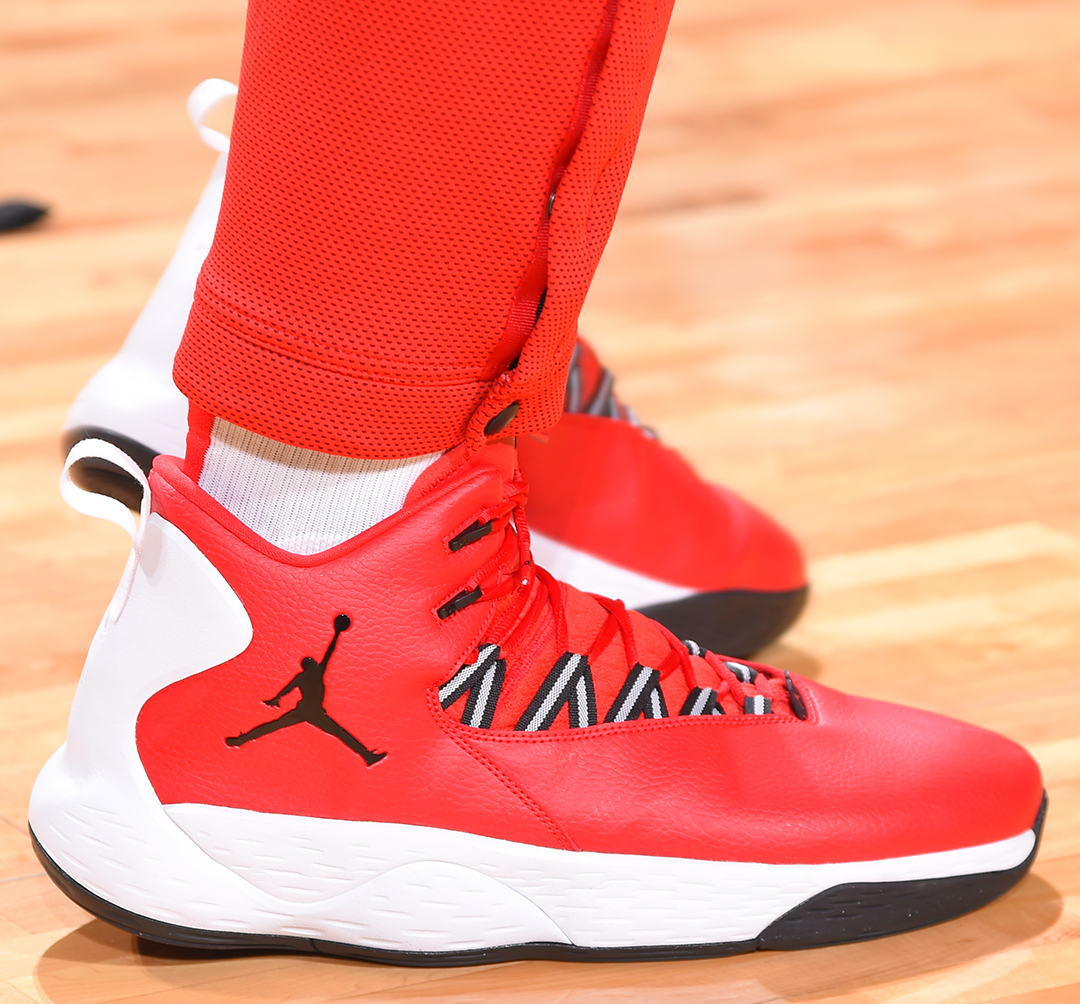 篮球摄影拍摄技巧（篮球赛场拍摄要领）