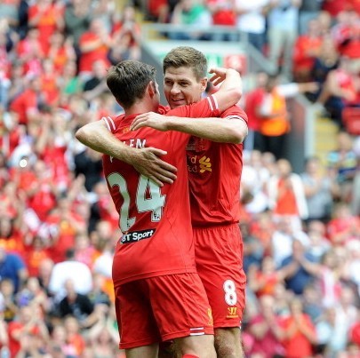 世界杯官方发布直通队伍集结海报：42个国家，同一个梦想（世界杯官宣直通队集结海报：42国同心逐梦）